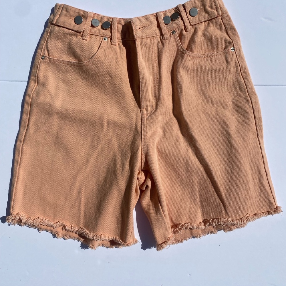 Pink/Peach frayed hem jean shorts jorts
